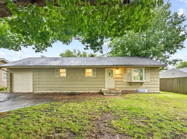 511 N 82nd St, Kansas City, KS 66112