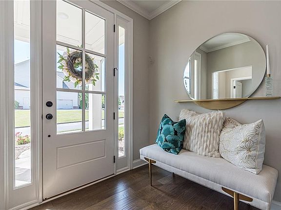 2nd image of 3355 Pierview Dr