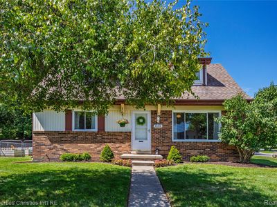 61374 Dean Dr, South Lyon, MI, 48178