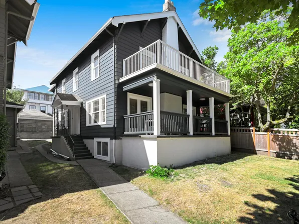 5039 19th Ave NE, Seattle, WA 98105