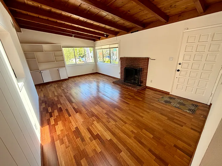 6833 Draper Ave — Photo 4