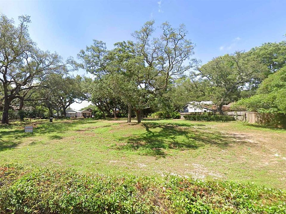 1st image of 250 Bayshore Dr