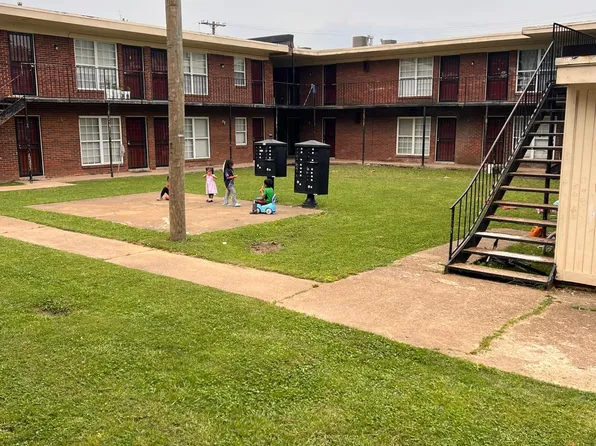 Milia Apartments, 123 N Bingham St #7881b3b9e, Memphis, TN 38112
