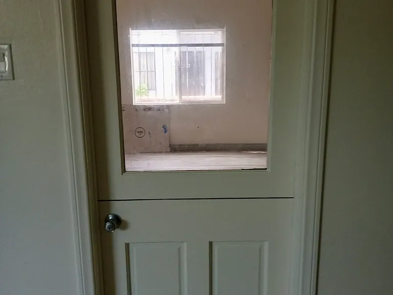8930 S Vermont Ave — Photo 52