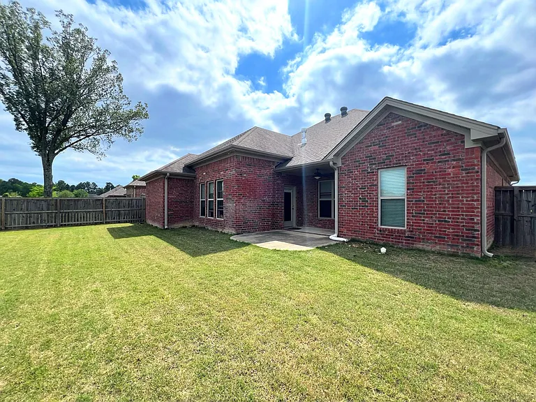 206 Marie Jeanne Dr — Photo 35