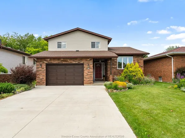 29 Alderton St, Leamington, ON N8H 4L6