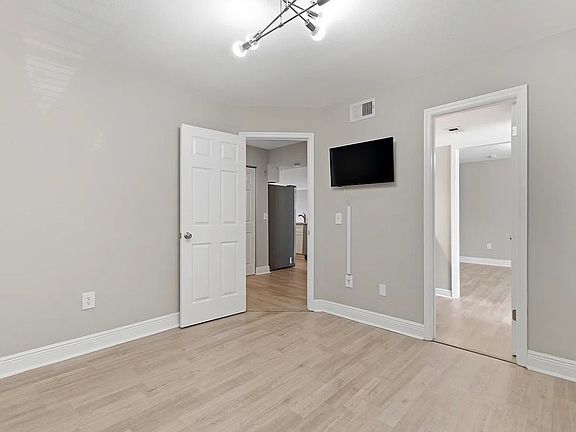 4th image of 2400 Feather Sound Dr Unit 1136-1136-O6406536