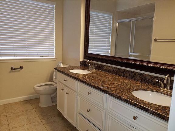 5th image of 3023 Ashford Oak Dr