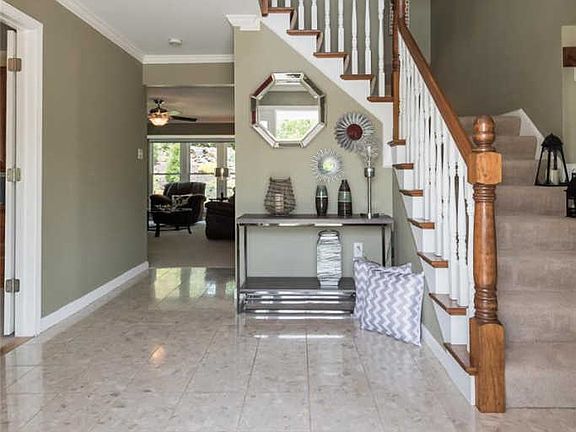 4th image of 16935 Westridge Oaks Dr