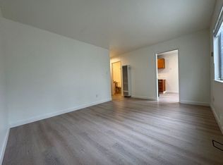 149 Montecito Ave #302, Oakland, CA 94610