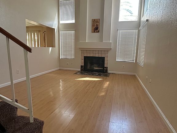 2nd image of 1487 Heirloom Ave