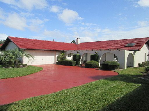 1st image of 531 Clubhouse Dr