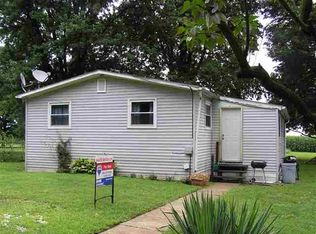 316 N Chestnut St, Tremont, IL 61568