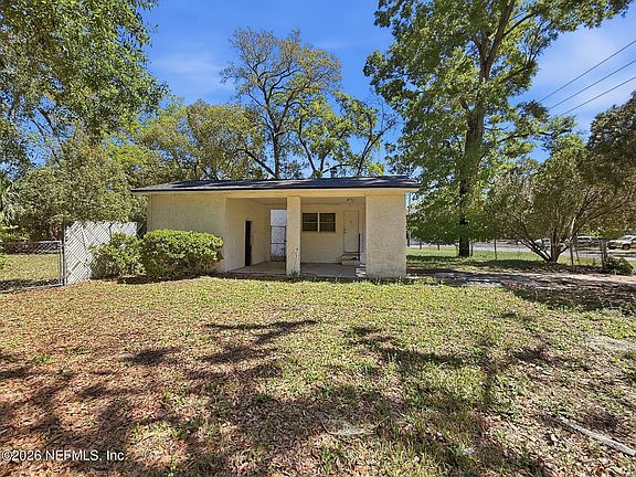 4th image of 4515 SPRING GLEN Road