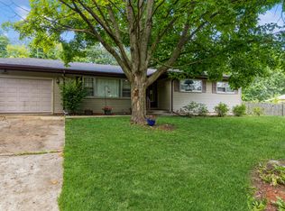 5905 Bunny Ave, McHenry, IL 60051