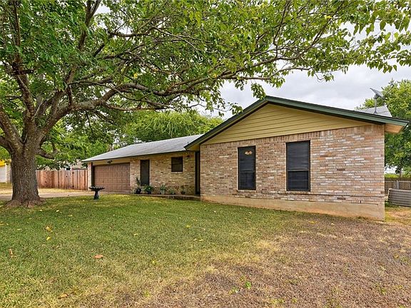 2nd image of 2700 Cypress Ln