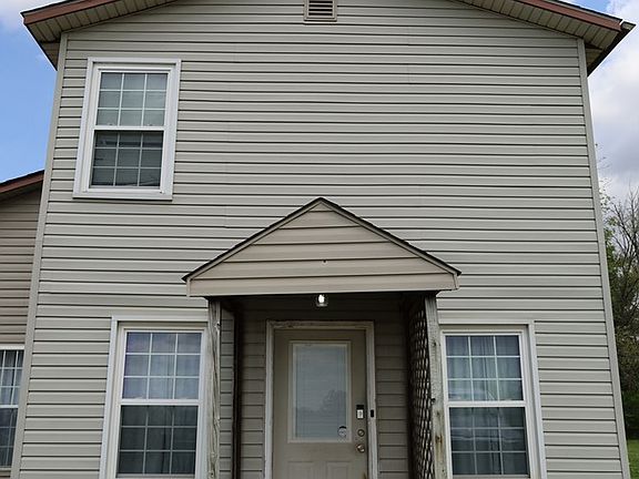 3rd image of 26991 Kingston Pike