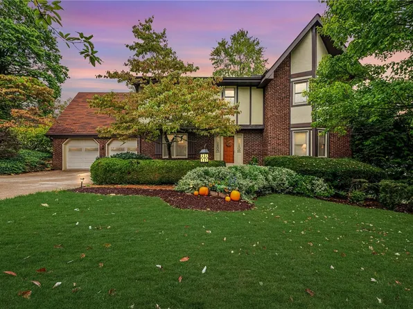 110 Mountain View Hts, Greensburg, PA 15601