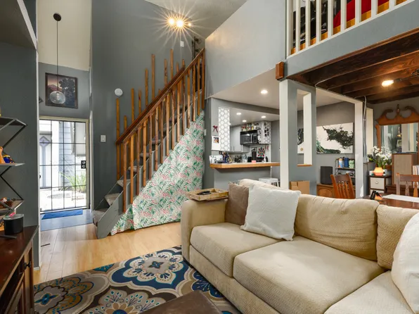 411 E Foothill Blvd APT 3, San Luis Obispo, CA 93405