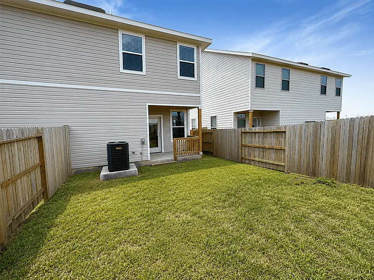 10219 Tulipwood Run — Photo 22