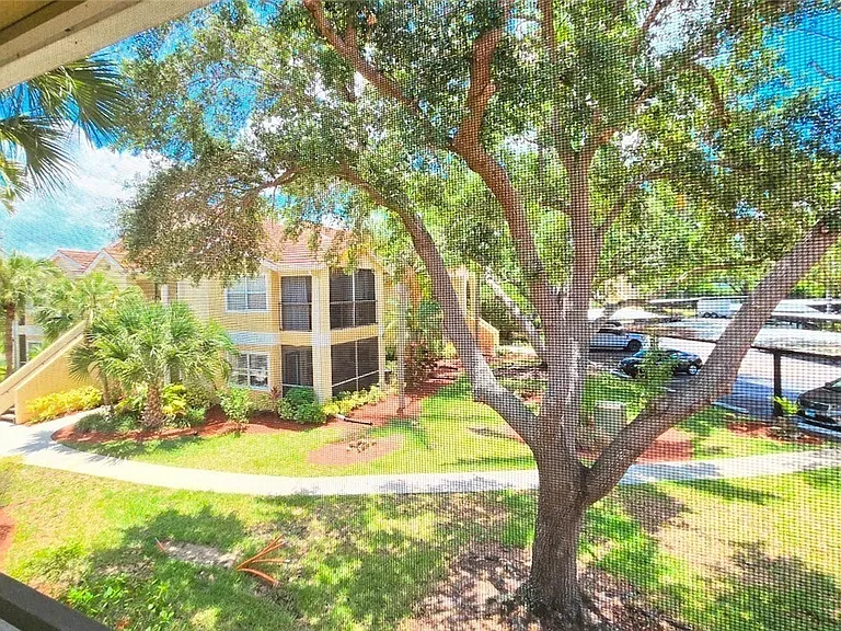 12630 Equestrian Cir #1806 — Photo 4