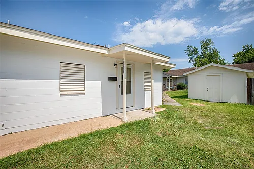 2020B Rosalee St Photo 1