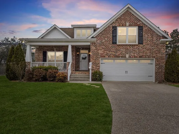 4005 Red Brick Ct, Spring Hill, TN 37174