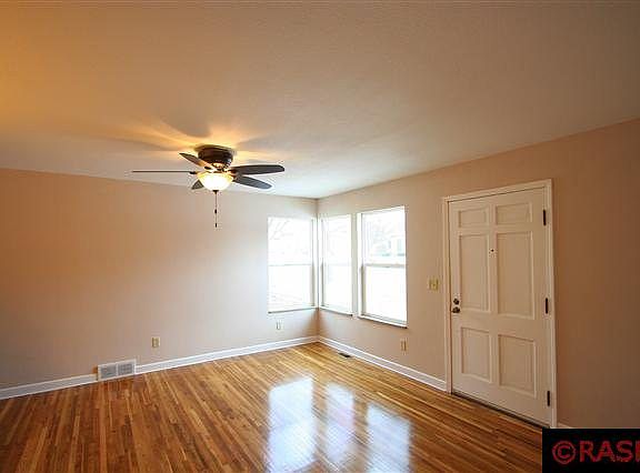 4th image of 520 Moreland Ave