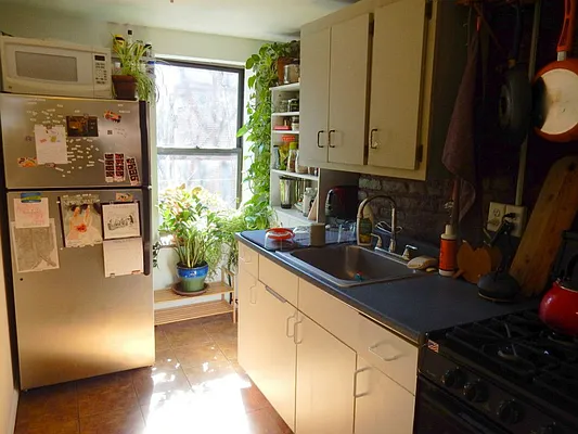 Rented by Camelot Realty Group | media 24