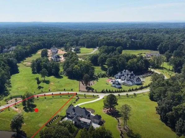 1070 Homestead Dr #21, Alpharetta, GA 30004