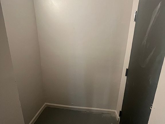 5th image of 2334 Nicholas St #1