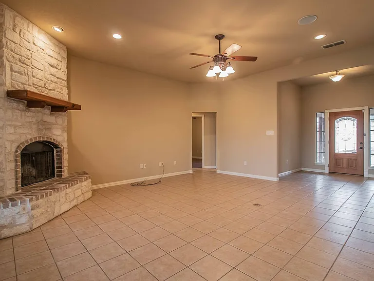 5957 Stacy Ln — Photo 7