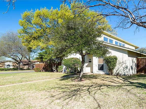 2nd image of 3413 Hacienda Cir