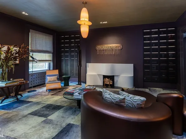 20 West 12th Street image 16 of 30