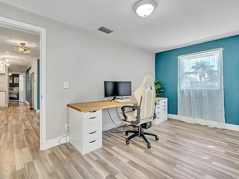 6941 Boston Dr — Photo 23