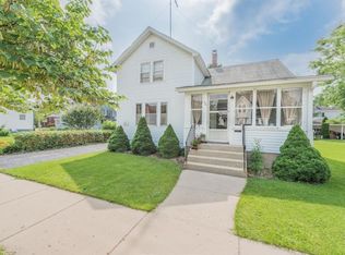 315 S Harrison St, Algonquin, IL 60102