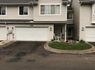 8731 Norway St NW, Coon Rapids, MN 55433