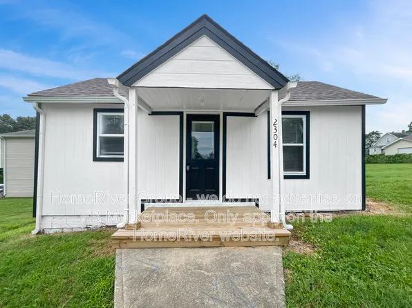 2304 Walnut St, Higginsville, MO 64037