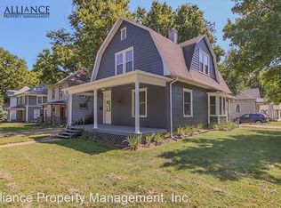 829 Fremont St APT A, Manhattan, KS 66502