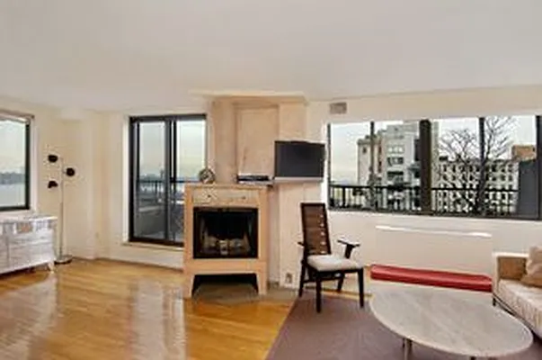 Rented by Douglas Elliman | media 13