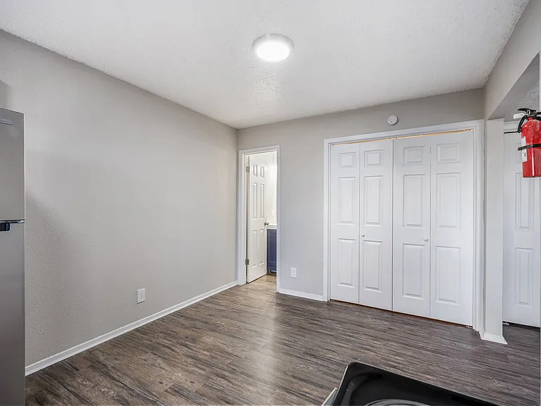 Breezeway Townhomes — Photo 16