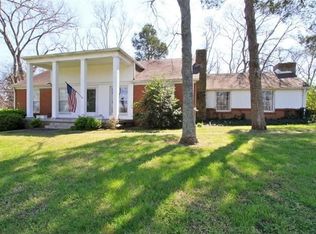 828 Neelys Bend Rd, Madison, TN 37115