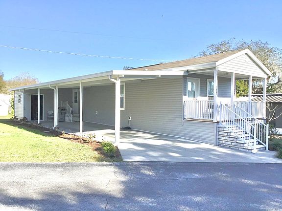 3rd image of 127 Oakhill View Dr