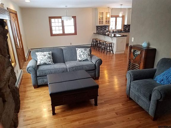 5th image of 204 Progress Rd