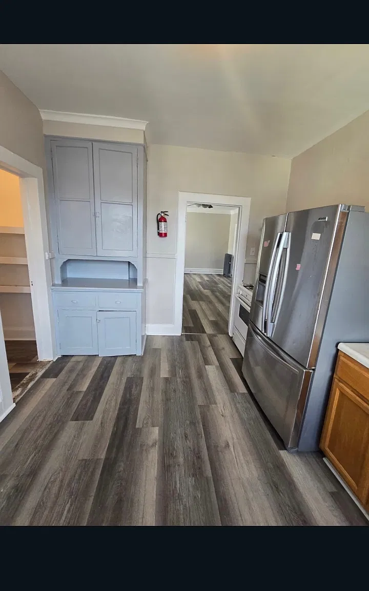 3 bed, $2,000 — Photo 4