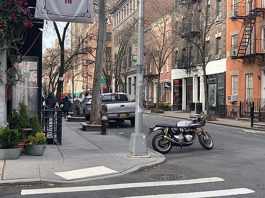 Rented by Compass | media 20