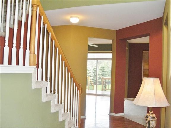 4th image of 799 Chemung Forest Dr