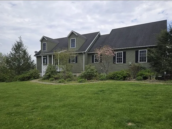 145 Grove Ln, Bellefonte, PA 16823