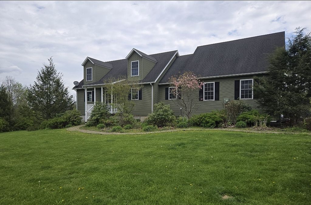 145 Grove Ln - Property Image