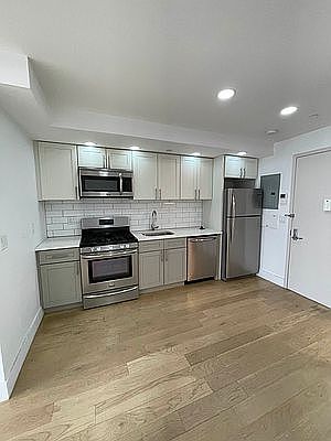 1st image of 2510 38th Ave #5B